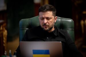 Президент не визначився, хто очолить його офіс
