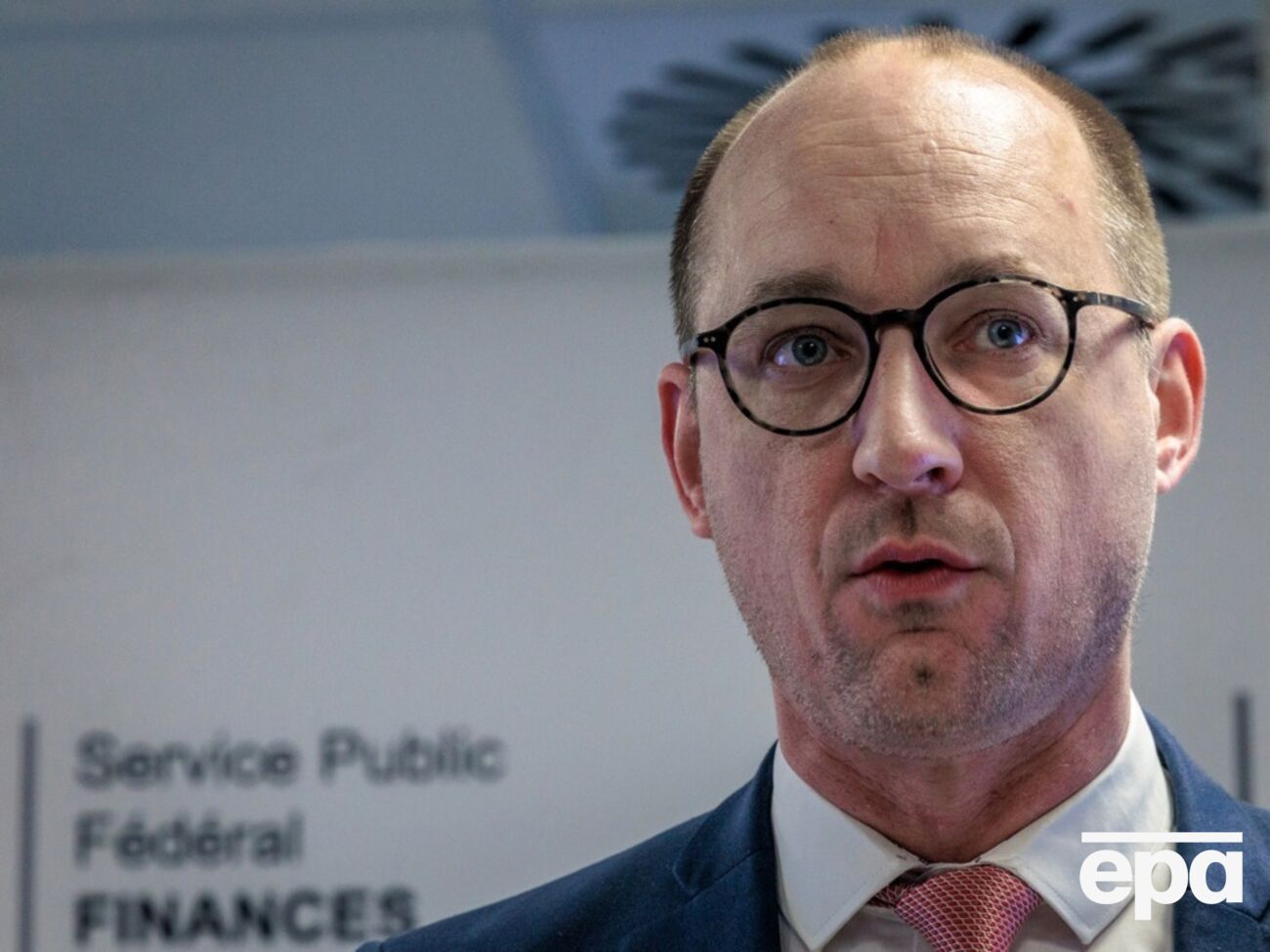 В определенный момент замороженные российские активы "придется использовать", отметил Ван Петегем