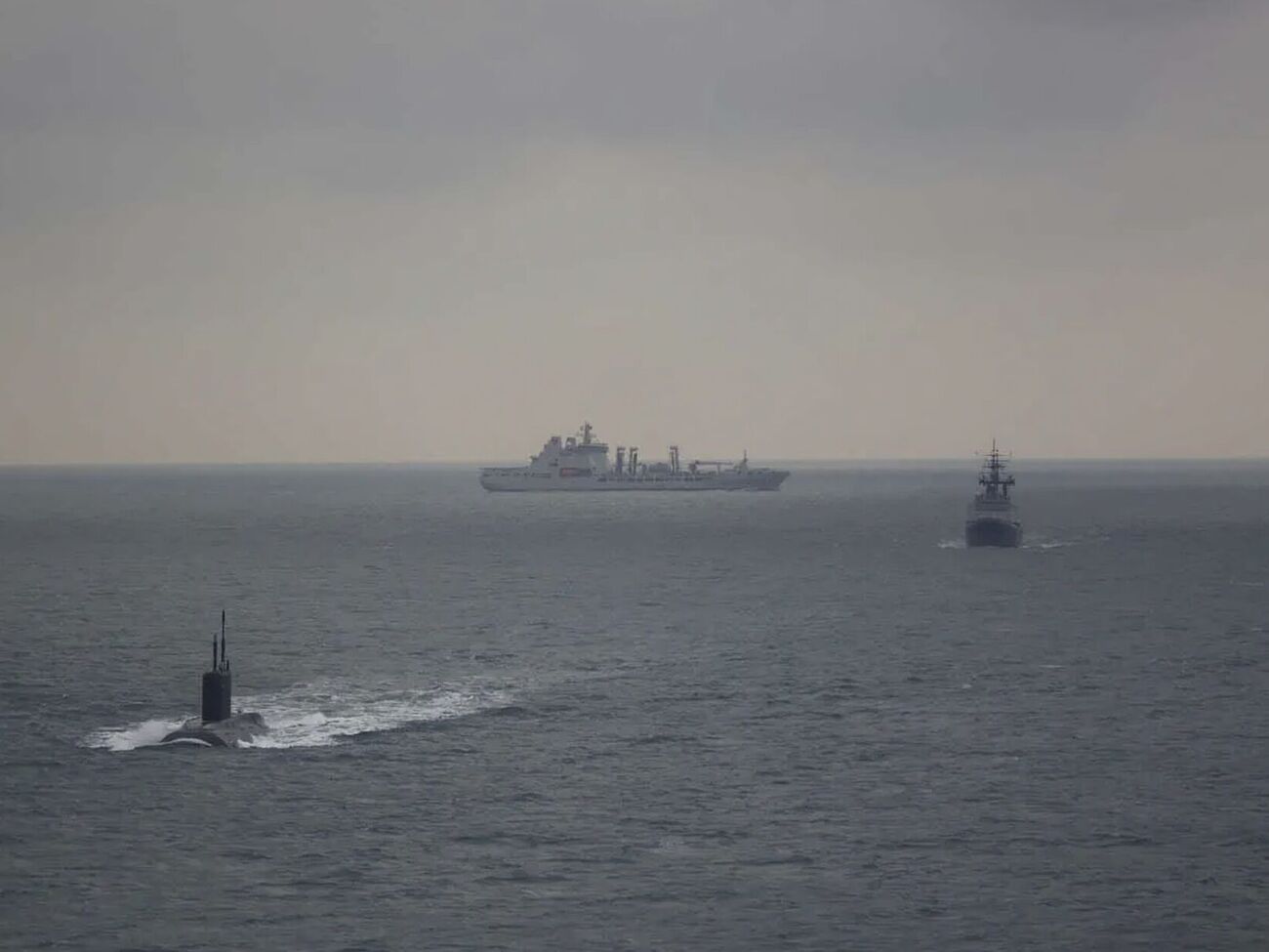 Число российских судов, которые угрожают водам Великобритании, выросло на 30% за последние два года, отметили в британском Королевском флоте