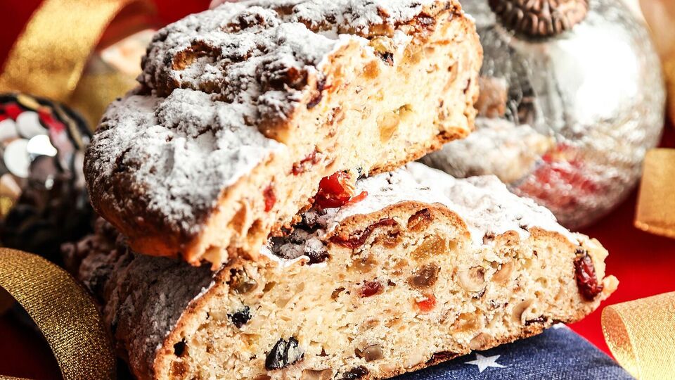 На 675 г муки понадобится 50 г прессованных дрожжей