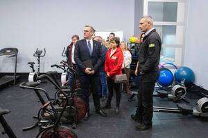 35% працівників центру є ветеранами, зазначив Кличко