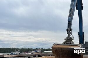 Россияне утверждают, что не вывозят зерно из Крыма, но фото свидетельствуют об ином