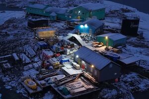 Работа над фильмом длилась шесть месяцев