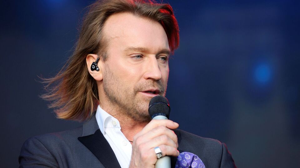 Винник в конце февраля 2022 года тайно покинул Украину и выехал в Германию