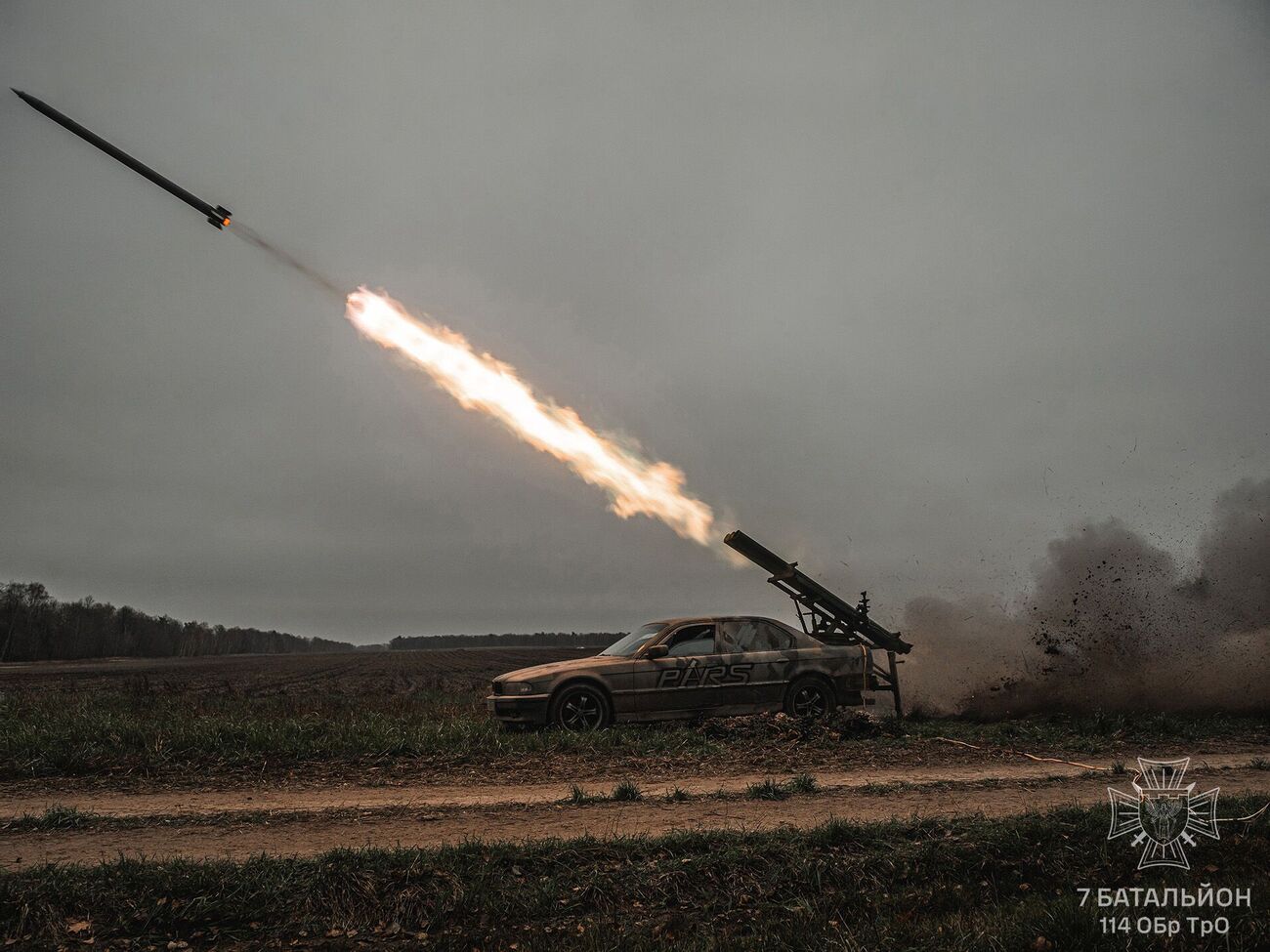 Бутусов: Міні-РСЗВ обладнана трьома направляючими від БМ-21 "Град" для 122-мм снарядів