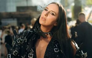 Джамала о песне "Троянди на пероні": Было в той музыке и смыслах что-то такое, что роднит ее и с моим творчеством