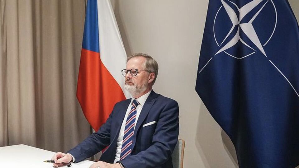 Фіала обіцяв 2025 року передати Україні 1,8 млн боєприпасів