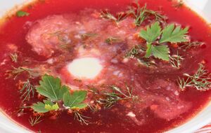 Для заправки понадобится 100 г смородины