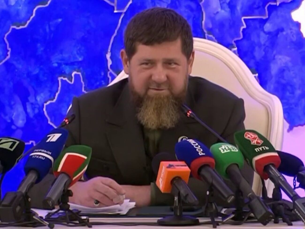Кадиров провів пряму лінію на місцевому телеканалі