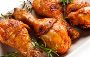 За рецептом знадобиться 800 г курячих гомілок