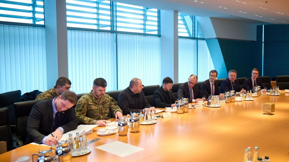 Делегацію України на переговорах зі США очолив Зеленський