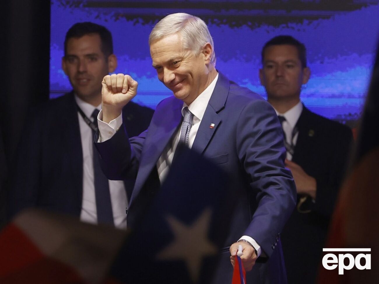 Каст обещал жестоко бороться с нелегальной миграцией