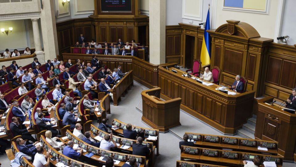 КМІС назвав партії, які б набрали найбільше голосів на виборах до Верховної Ради в разі закінчення війни