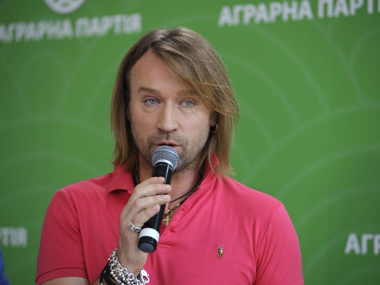 Винник не комментирует слухи о своих зависимостях