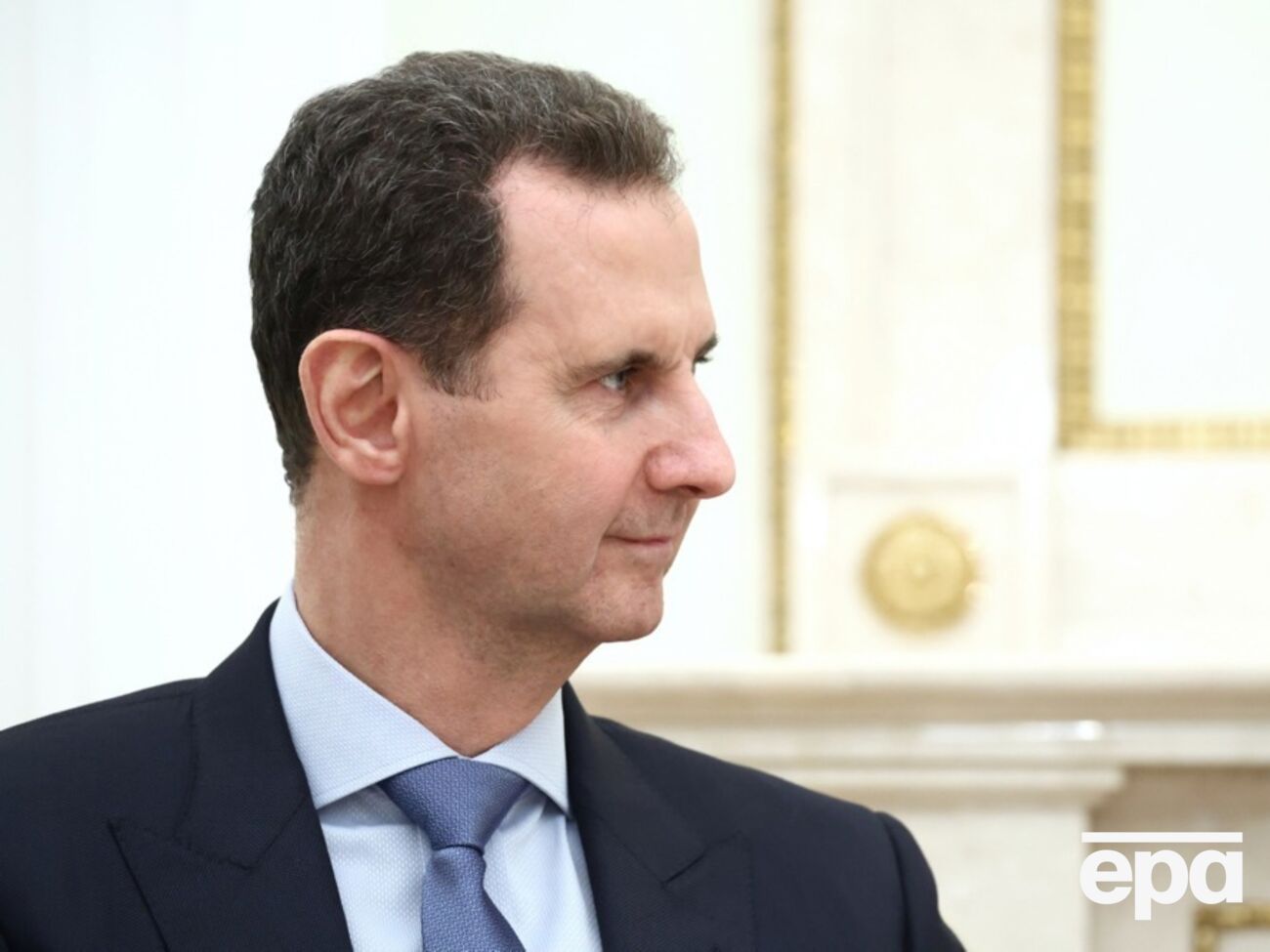 По данным СМИ, Асад живет на Рублевке в Москве