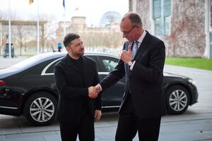 Зеленский, комментируя идею Мерца, сказал, что Украина поддержит "любой ceasefire"