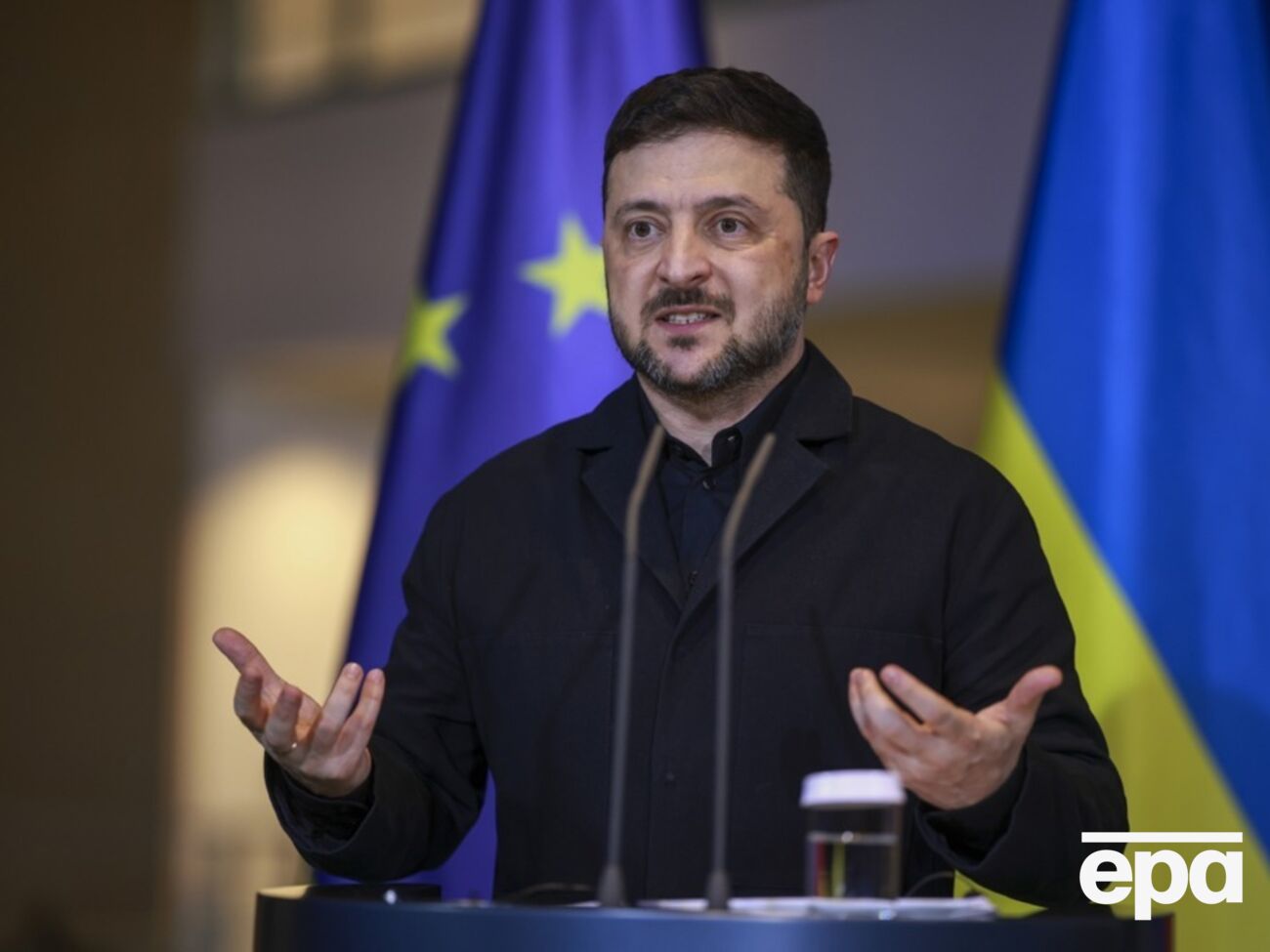 Зеленский: Будем думать о встрече на уровне лидеров