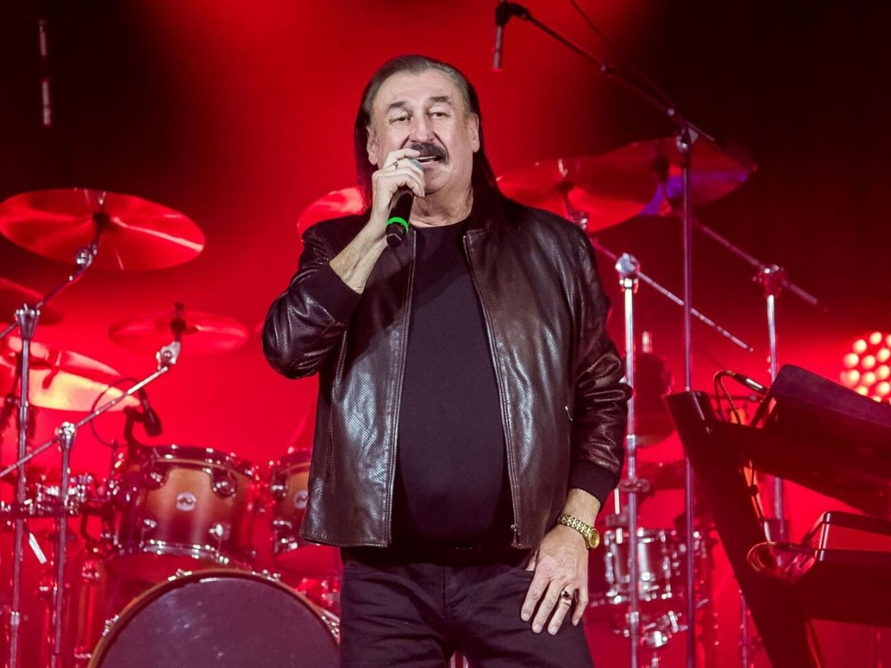 Гига первым в независимой Украине получил "Золотой диск"