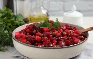 Винегрет готовят из отварных овощей