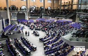 Несмотря на предположение российской кибератаки, администрация Бундестага заявила о перегрузке между двумя дата-центрами