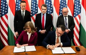 Сийярто: Венгрия заинтересована в закупке энергии из как можно большего количества источников