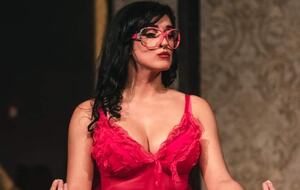 Після діалогу з глядачем Комановська одразу ж запропонувала разом відсвяткувати Великдень