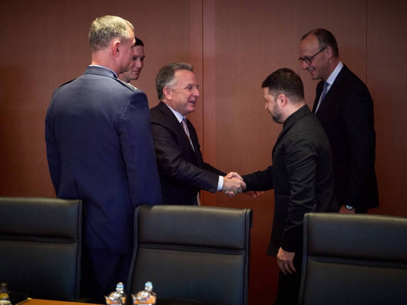 Американські та європейські посадовці під час переговорів із Зеленським розробили проєкти документів із питань безпеки для України