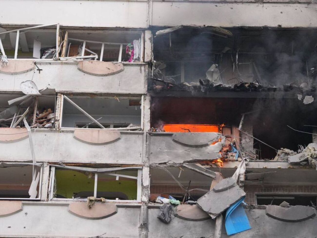 У Запоріжжі бомби влучили в будинки