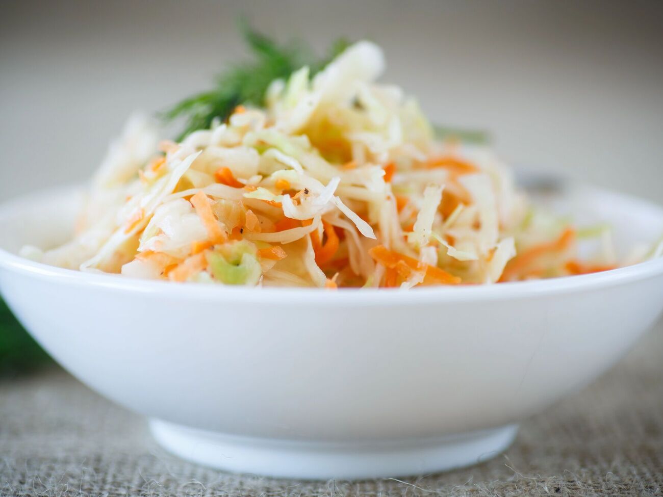 Салат имеет интересный вкус