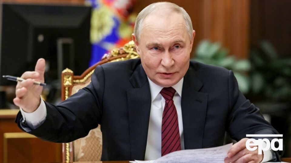 Путин обещает "буферную" зону вдоль фронта