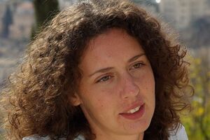 Унизить человека публично легче, чем доказать его вину в суде. Это методы гопников