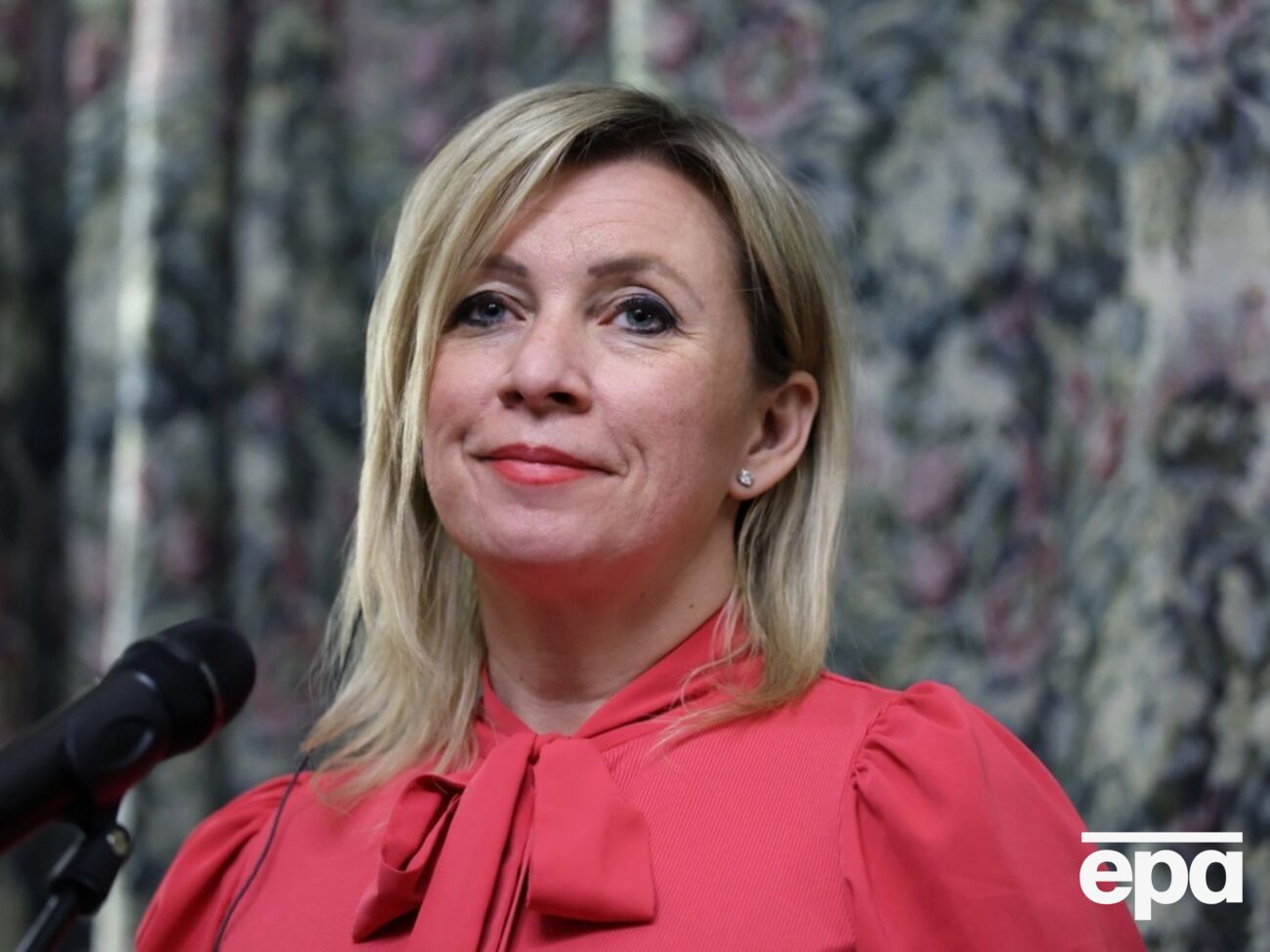 Захарова заявила, что Европа отказывается от праздничной иллюминации