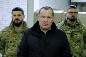 Волонтеры передали зарядные станции 81-й Слобожанской отдельной аэромобильной бригаде