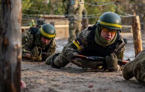 Большинство из СОЧ хотят вернуться на тыловые должности, утверждает Костенко