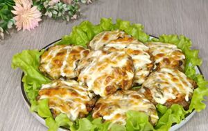 Випікайте м'ясо в духовці 25 хвилин за 180 °С