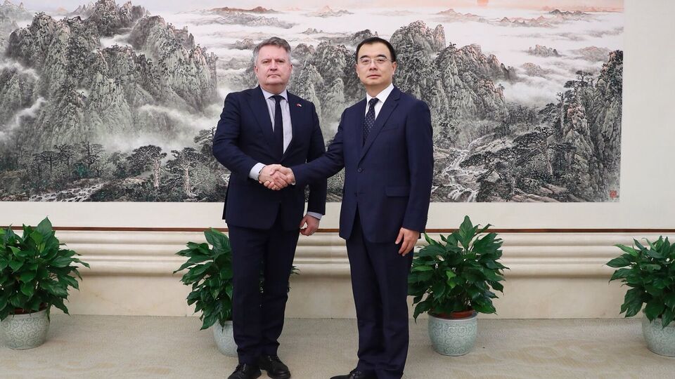 Кислица отчитался о переговорах в Пекине