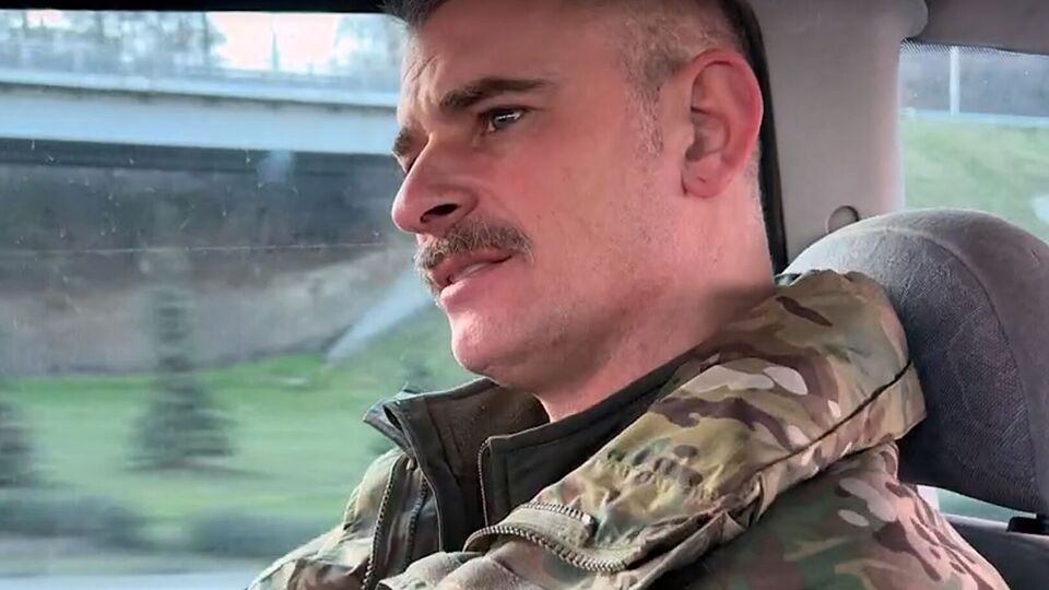 Мотола воював у складі української армії як снайпер