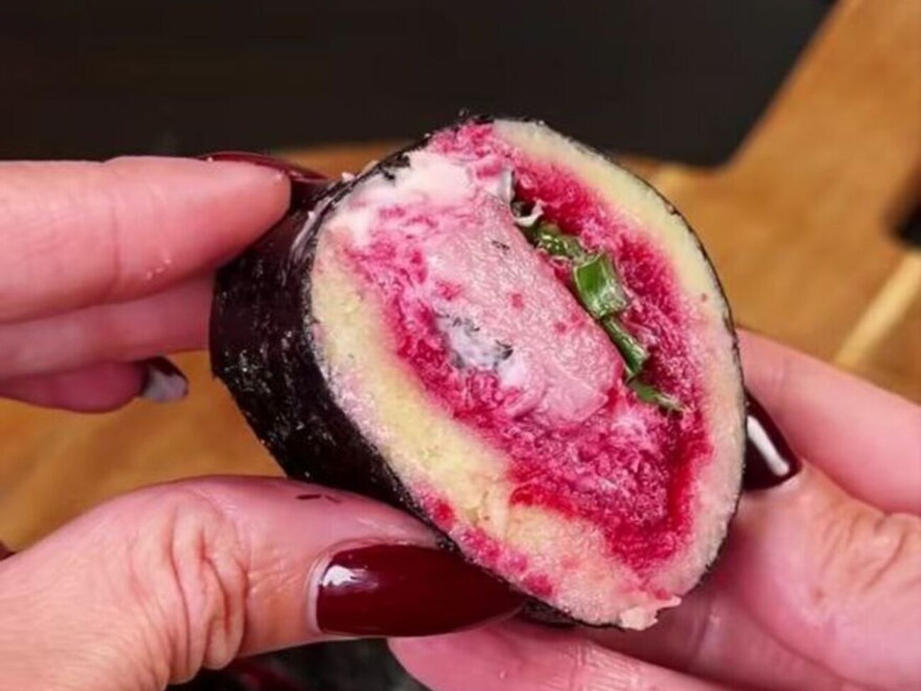 Для закуски понадобится два листа нори