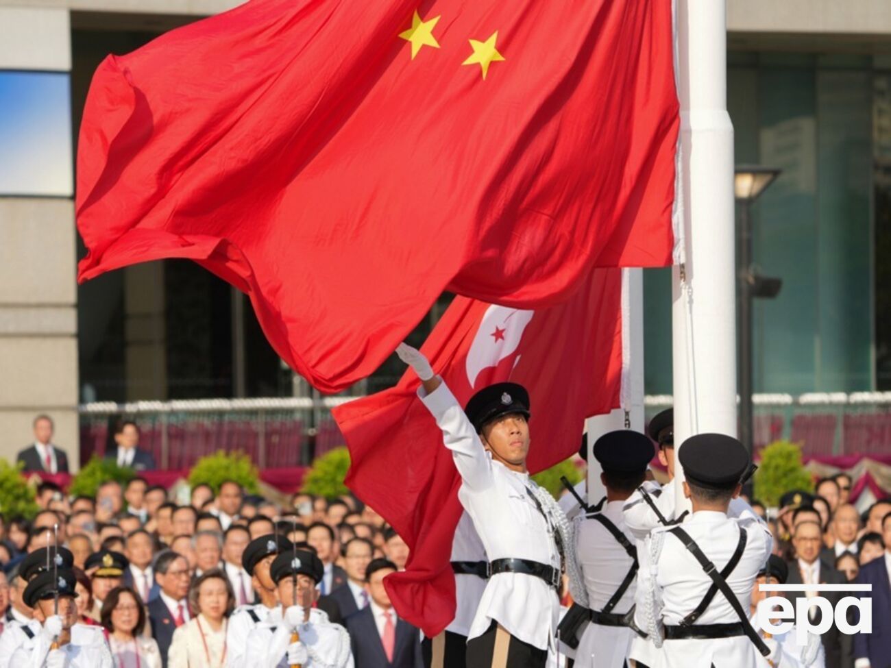 Автор статьи предлагает действовать не силой