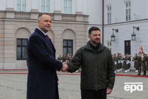 Навроцкий вручил Зеленскому двухтомник, который Институт национальной памяти опубликовал во время его руководства