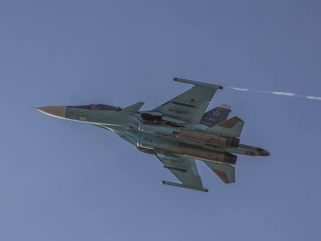 Российские самолеты регулярно роняют бомбы