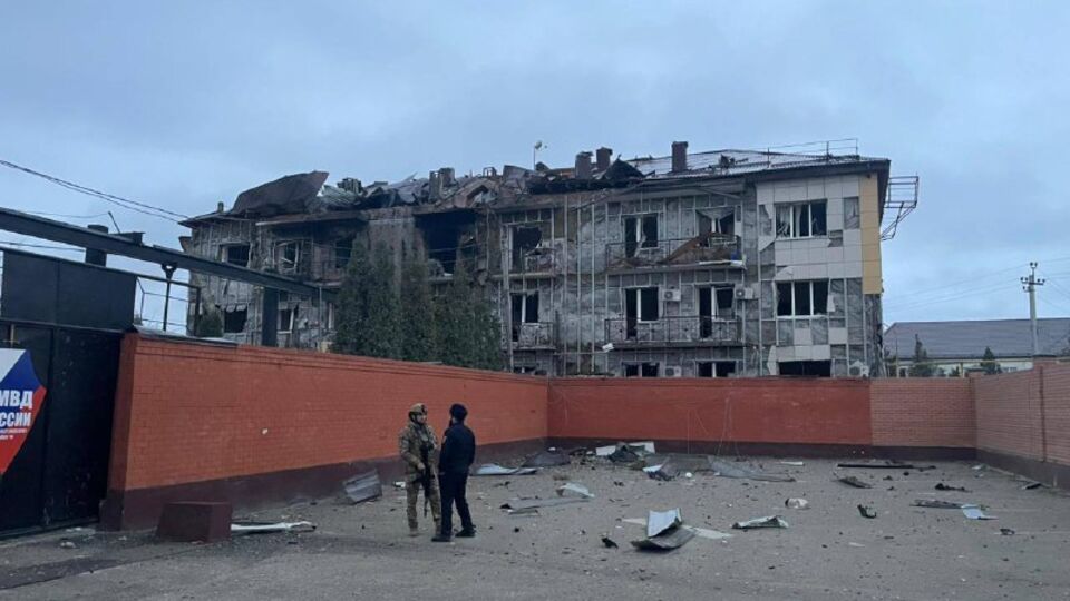 Российские СМИ публикуют фото последствий атаки