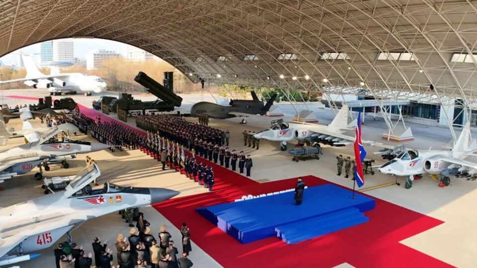 На знімках можна побачити ракети, схожі на європейські