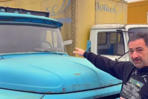 Смелянский отметил, что позже продадут еще партию машин "Укрпошти"