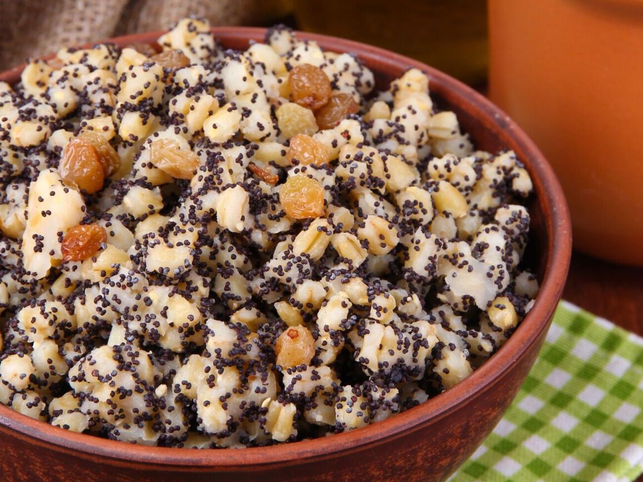 Для куті приготуйте узвар із сухофруктів