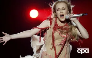 В 2010 году Елена Тополя под псевдонимом Alyosha представляла Украину на "Евровидении"