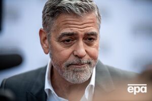 Клуні заявив, що сумуватиме за сестрою