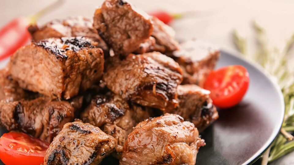 Все продукты к мясу добавляйте по вкусу