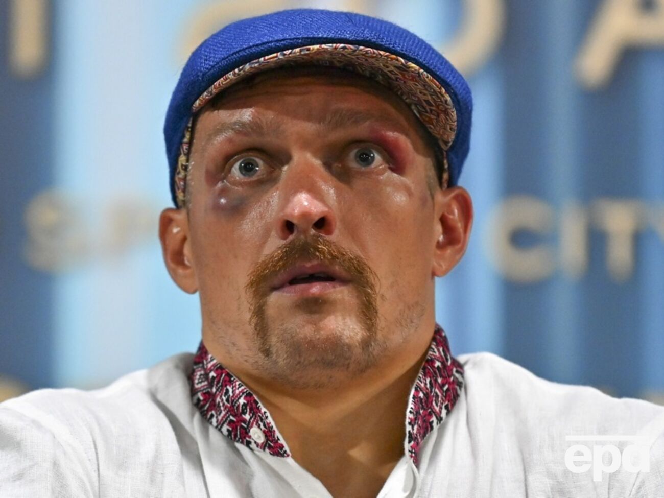 Усик – абсолютний чемпіон світу з боксу у важкій вазі