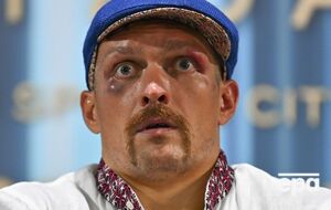 Усик – абсолютний чемпіон світу з боксу у важкій вазі